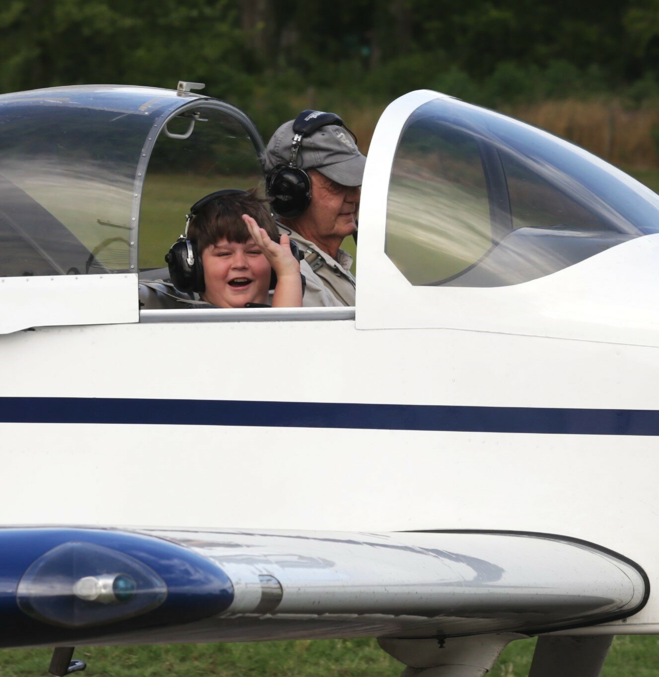 An enthusiastic co-pilot prepares to line-up for take-off.
